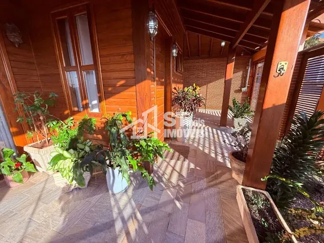 Casa com 300m² 3 quartos e 3 banheiros, à venda, no bairro Jardim Panorama em Andradas