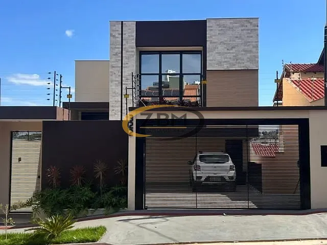 Casa com 360m² 3 quartos e 4 banheiros, à venda, no bairro Universitário em Londrina