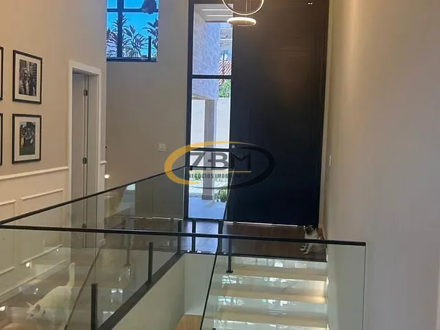 Casa com 360m² 3 quartos e 4 banheiros, à venda, no bairro Universitário em Londrina