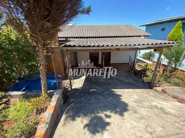Casa 2 quartos e 1 banheiro, para alugar, no bairro Nações em Concórdia