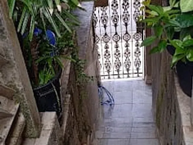 Casa com 125m² 5 quartos e 3 banheiros, à venda, no bairro Vila Assis Brasil em Mauá