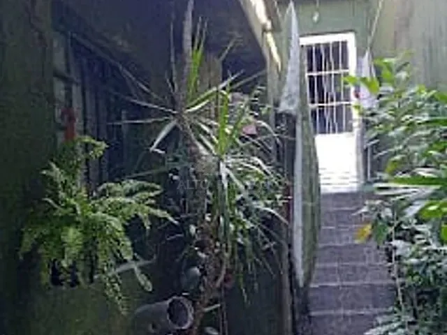 Casa com 125m² 5 quartos e 3 banheiros, à venda, no bairro Vila Assis Brasil em Mauá