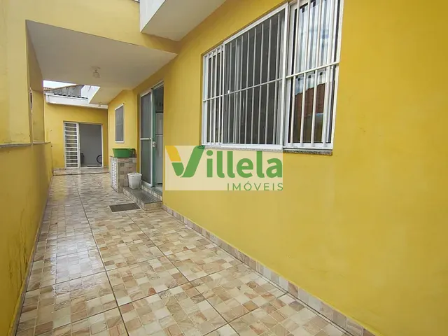 Casa com 270m² 3 quartos e 4 banheiros, à venda, no bairro Jardim Medina em Poá