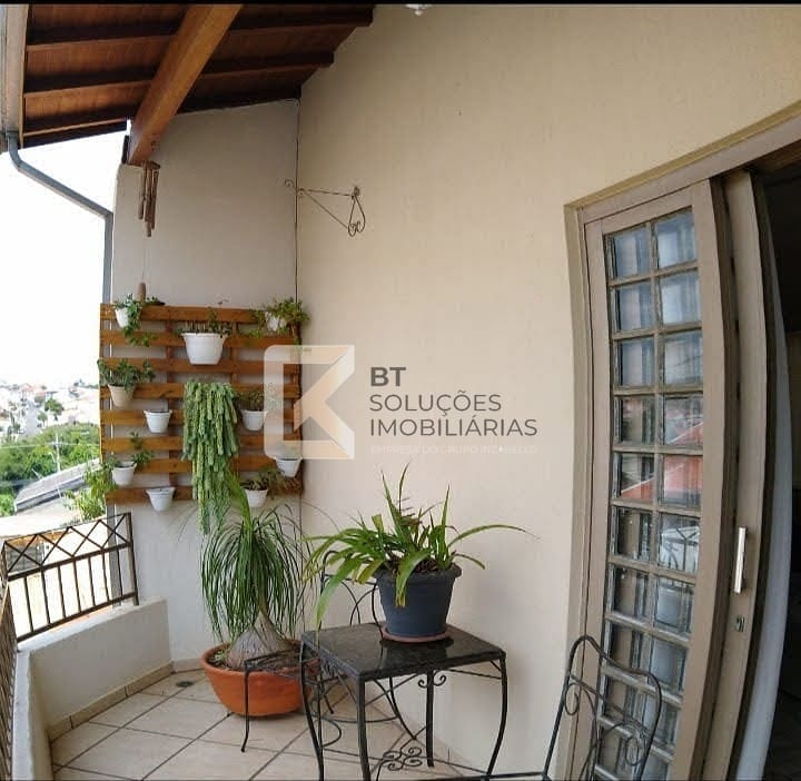 Casa, 3 quartos, 220 m² - Foto 13