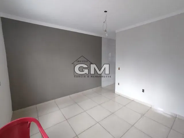 Casa 2 quartos e 2 banheiros, à venda, no bairro Jardim Piratininga em Ribeirão Preto
