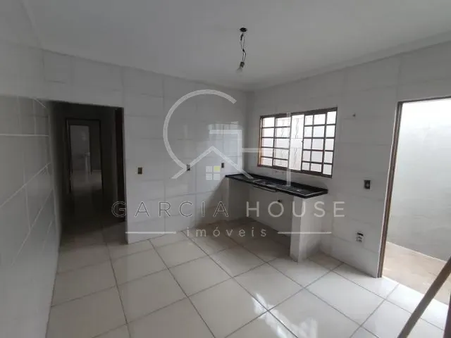 Casa 2 quartos e 2 banheiros, à venda, no bairro Jardim Piratininga em Ribeirão Preto