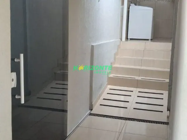 Casa com 210m² 3 quartos e 2 banheiros, à venda, no bairro Jardim da Granja em São José dos Campos