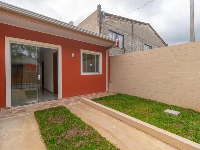Casa 2 quartos e 1 banheiro, para alugar, no bairro Ferraria em Campo Largo