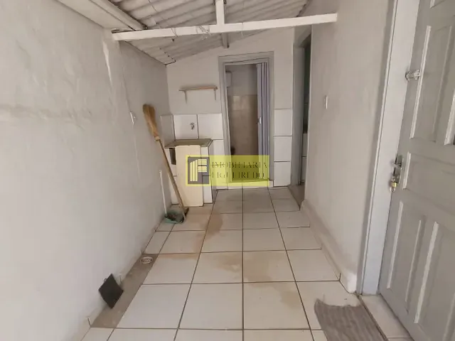 Casa com 35m² 1 quarto e 1 banheiro, para alugar, no bairro Vila Ideal em São José do Rio Preto