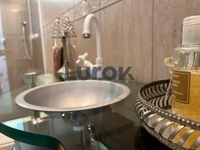 Casa com 450m² 3 quartos e 4 banheiros, à venda, no bairro Santa Cruz em Valinhos