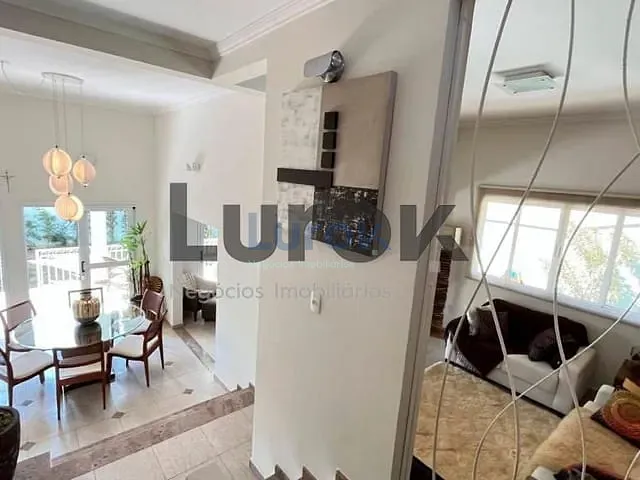 Casa com 450m² 3 quartos e 4 banheiros, à venda, no bairro Santa Cruz em Valinhos