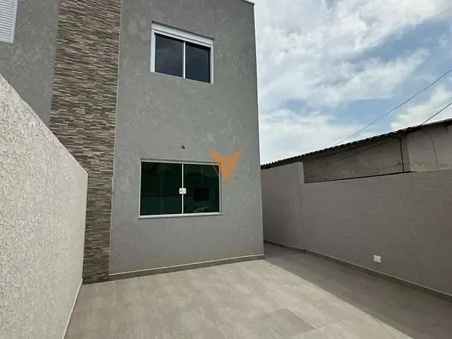 Casa 3 quartos e 2 banheiros, à venda, no bairro Parque São George em Cotia