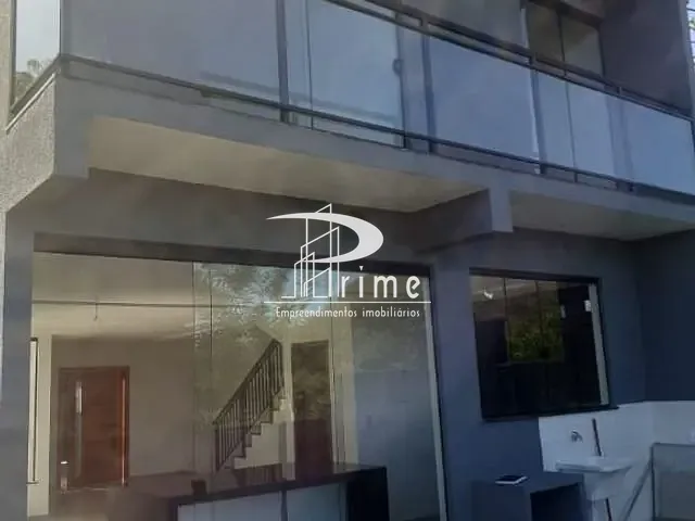 Casa com 294m² 3 quartos e 2 banheiros, à venda, no bairro Piratininga em Niterói