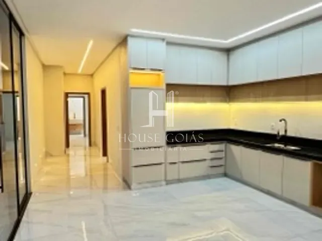 Casa com 360m² 3 quartos e 5 banheiros, à venda, no bairro Setor Faiçalville em Goiânia