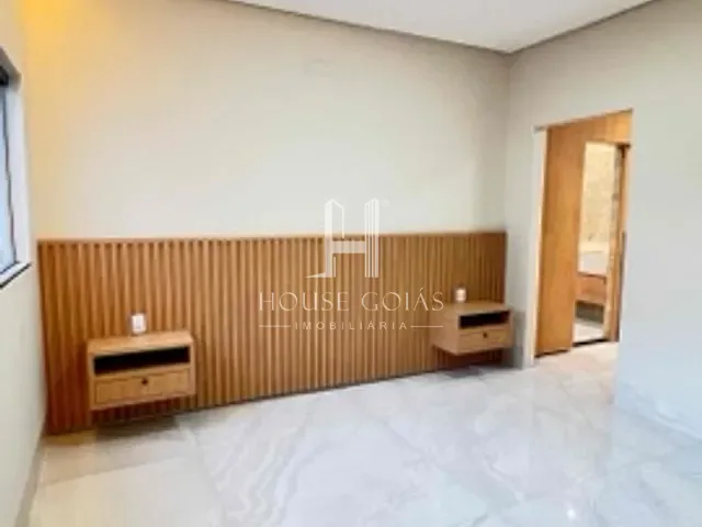 Casa com 360m² 3 quartos e 5 banheiros, à venda, no bairro Setor Faiçalville em Goiânia