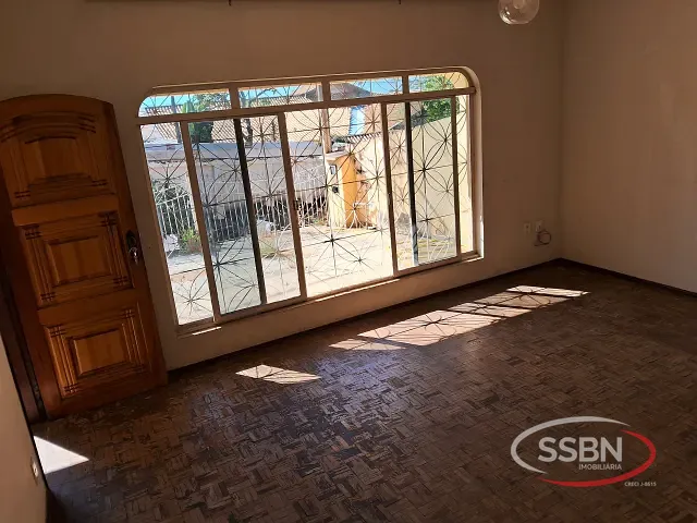 Casa 3 quartos e 2 banheiros, à venda ou para alugar, no bairro Jardim Santa Rosa em Nova Odessa