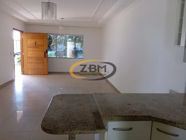 Casa com 250m² 3 quartos e 2 banheiros, para alugar, no bairro Aragarça em Londrina