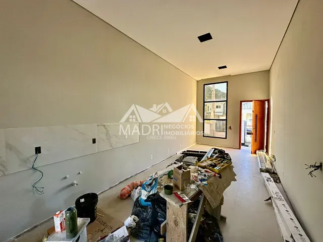 Casa com 200m² 3 quartos e 2 banheiros, à venda, no bairro Forquilhas em São José