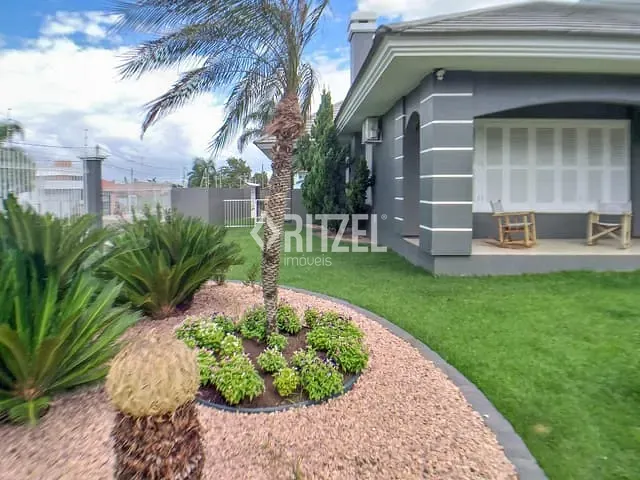 Casa com 580m² 3 quartos e 5 banheiros, à venda, no bairro Bela Vista em Campo Bom