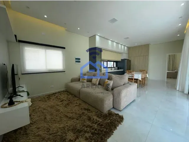 Casa com 300m² 3 quartos e 4 banheiros, à venda, no bairro Pontal de Santa Marina em Caraguatatuba