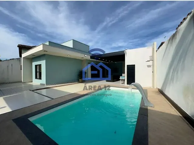 Casa com 300m² 3 quartos e 4 banheiros, à venda, no bairro Pontal de Santa Marina em Caraguatatuba