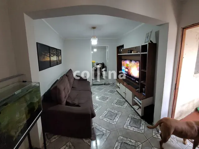 Casa 3 quartos e 2 banheiros, à venda, no bairro Cidade Ariston Estela Azevedo em Carapicuíba