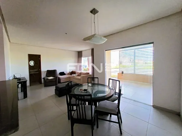 Casa 3 quartos e 5 banheiros, para alugar, no bairro Cascalheira em Camaçari