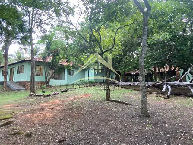 Casa com 4752m² 3 quartos e 2 banheiros, à venda, no bairro bom clima em Chapada dos Guimarães