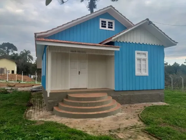 Prédio com 1600m², para alugar, no bairro Ferraria em Campo Largo