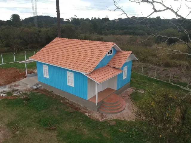 Prédio com 1600m², para alugar, no bairro Ferraria em Campo Largo