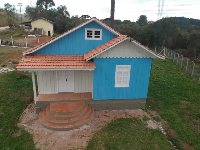 Prédio com 1600m², para alugar, no bairro Ferraria em Campo Largo