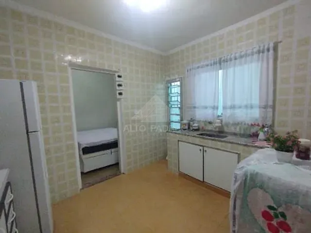 Casa com 70m² 2 quartos e 1 banheiro, à venda, no bairro Jardim Zaira em Mauá