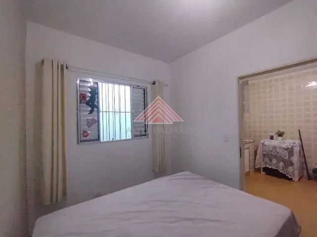Casa com 70m² 2 quartos e 1 banheiro, à venda, no bairro Jardim Zaira em Mauá