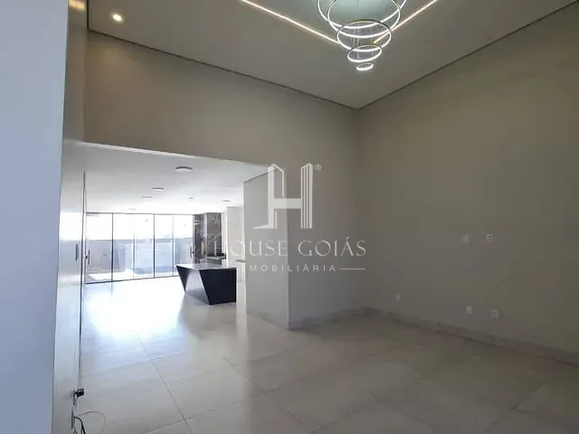 Casa com 378m² 3 quartos e 5 banheiros, à venda, no bairro Setor Faiçalville em Goiânia