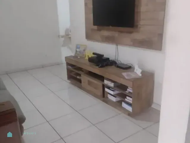 Casa com 185m² 2 quartos e 2 banheiros, à venda, no bairro Vila Portuguesa em São Paulo