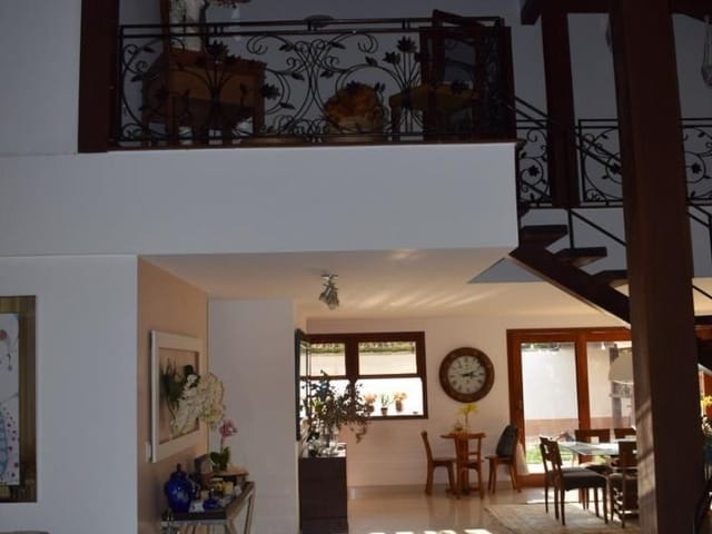 Casa com 500m² 4 quartos e 5 banheiros, à venda, no bairro Barra em Macaé
