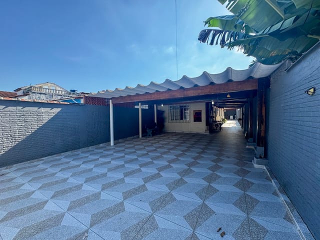 Casa 3 quartos e 2 banheiros, à venda, no bairro Centro em Bertioga
