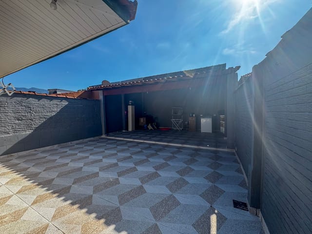 Casa 3 quartos e 2 banheiros, à venda, no bairro Centro em Bertioga