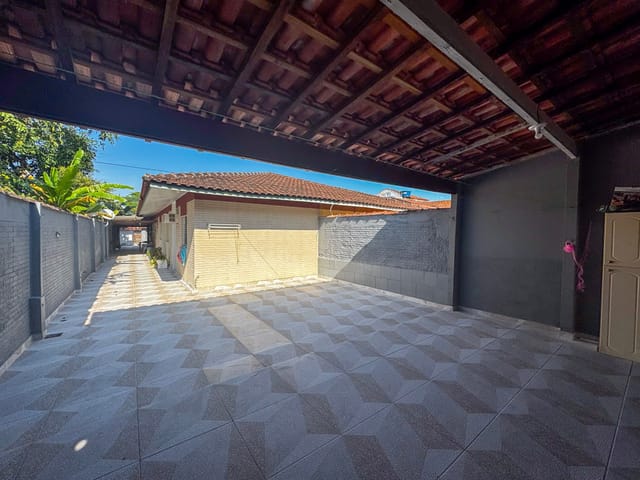 Casa 3 quartos e 2 banheiros, à venda, no bairro Centro em Bertioga