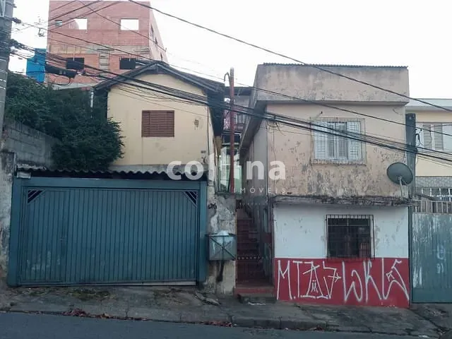 Casa 6 quartos e 4 banheiros, à venda, no bairro Centro em Carapicuíba
