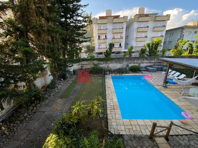 Casa com 720m², à venda, no bairro Praia Grande em Ubatuba