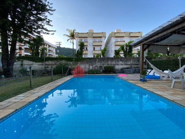 Casa com 720m², à venda, no bairro Praia Grande em Ubatuba