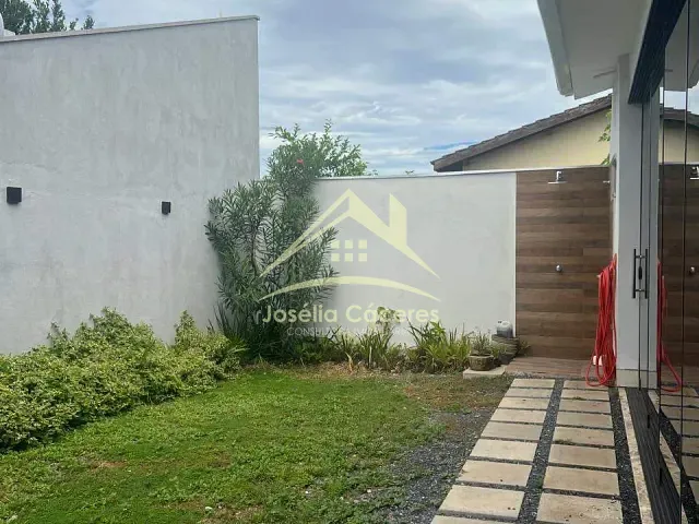 Casa com 250m² 3 quartos e 2 banheiros, à venda, no bairro Distrito Industrial em Cuiabá