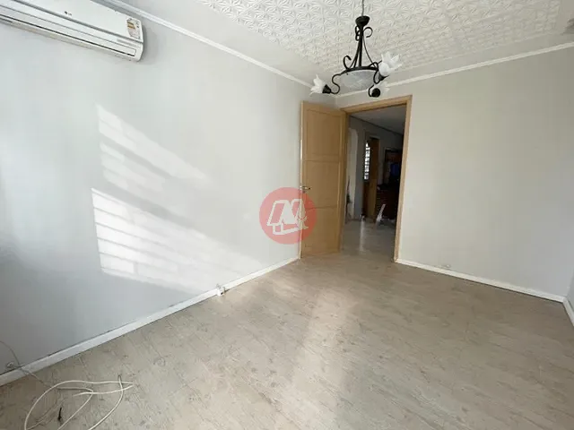 Casa com 530m², para alugar, no bairro Floresta em Porto Alegre