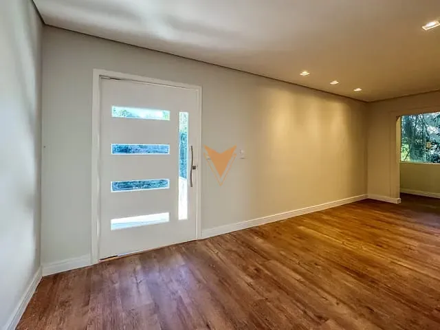 Casa 3 quartos e 2 banheiros, à venda, no bairro Transurb em Itapevi