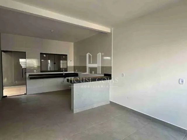 Casa com 112m² 2 quartos e 2 banheiros, à venda, no bairro Residencial Buena Vista IV em Goiânia