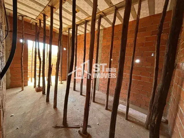 Casa com 160m² 2 quartos e 1 banheiro, à venda, no bairro Jardim Heloisa em Andradas