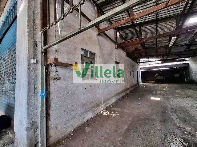 Casa com 500m² 2 quartos e 1 banheiro, à venda, no bairro Calmon Viana em Poá