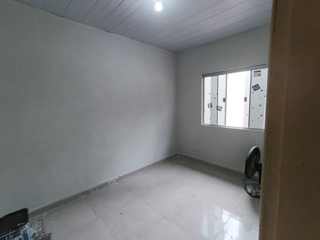 Foto do Casa - Casa para locação, 03 quartos, quintal, 75 m² Útil, Jd Bandeirantes, Londrina, PR | ZBM NEGOCIOS IMOBILIARIOS