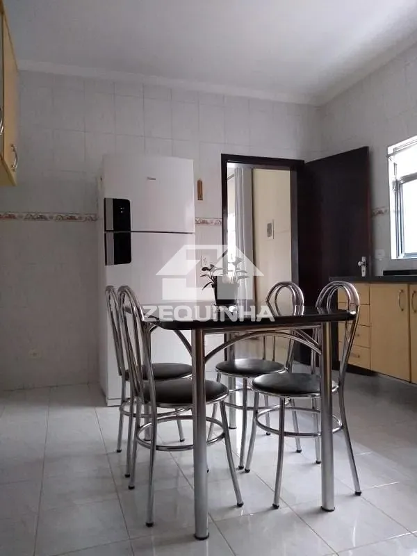 Casa, 3 quartos, 230 m² - Foto 13